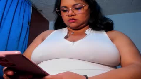 Candy  Brown online show from February 25, 2026, 11:42 am