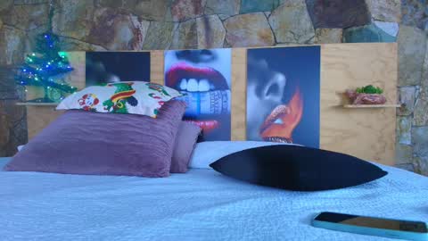 Jolie online show from November 22, 2025, 6:51 pm