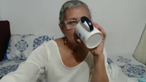 Snapshot of candy_mature_ chatting on April 21, 2026, 2:04 am candy online show from April 21, 2026, 2:04 am