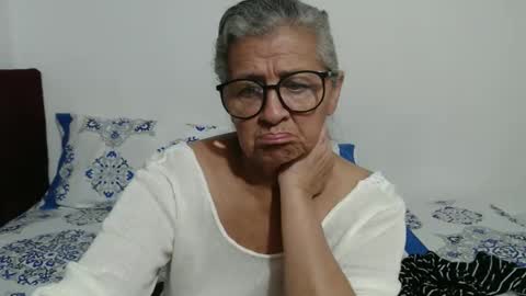 Snapshot of candy_mature_ chatting on April 25, 2026, 11:35 am candy online show from April 25, 2026, 11:35 am