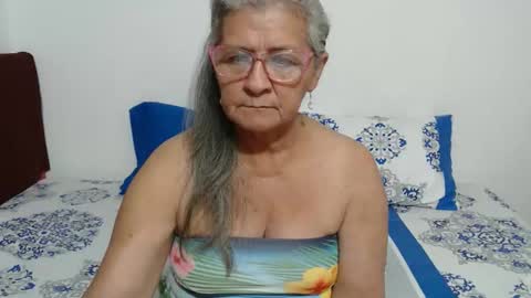 Snapshot of candy_mature_ chatting on May 7, 2026, 11:32 pm candy online show from May 7, 2026, 11:32 pm