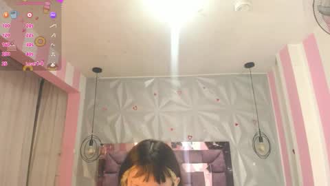 Ania online show from November 6, 2025, 11:11 am