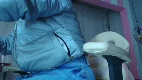 Ania online show from January 13, 2026, 11:15 am