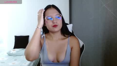 Snapshot of candy_rosemaryy chatting on March 25, 2026, 7:09 pm Candy online show from March 25, 2026, 7:09 pm