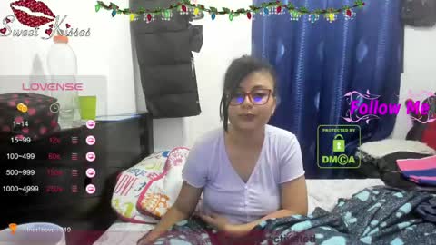 candy_val online show from January 4, 2025, 5:37 am