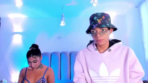 Snapshot of candyandmarilyn chatting on April 26, 2026, 9:34 pm and MarilynHot online show from April 26, 2026, 9:34 pm