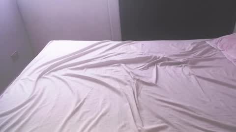 Candy online show from November 16, 2025, 6:35 pm