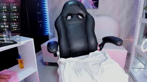 Snapshot of candycuckol chatting on December 2, 2024, 3:26 am Candy online show from December 2, 2024, 3:26 am