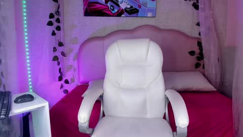 Snapshot of candycuckol chatting on December 15, 2024, 8:19 am Candy online show from December 15, 2024, 8:19 am