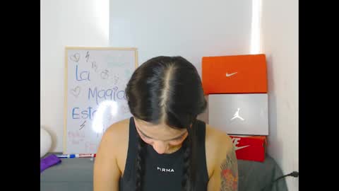 Sara online show from September 19, 2025, 6:08 pm