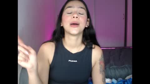 Sara online show from September 27, 2025, 10:15 pm