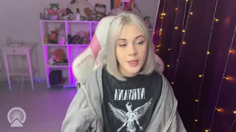 Snapshot of candyhannah chatting on September 20, 2025, 2:29 pm You can call me HH online show from September 20, 2025, 2:29 pm