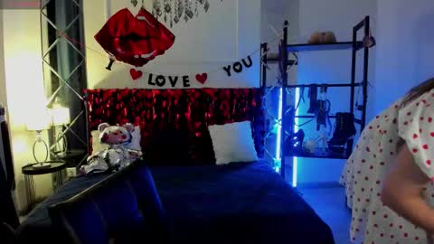 Snapshot of candykimmy chatting on February 16, 2026, 12:40 am Sofia online show from February 16, 2026, 12:40 am