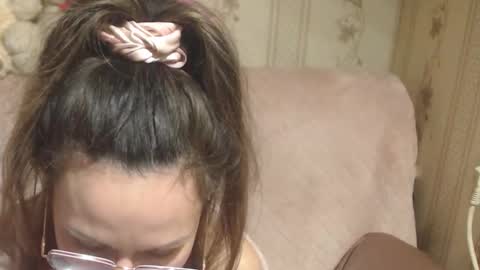 say meow and send tip  online show from March 30, 2026, 5:14 pm