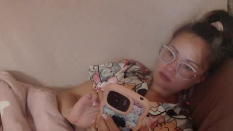 say meow and send tip  online show from May 16, 2026, 9:57 pm