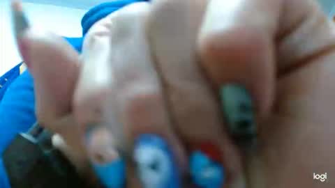 candymilfff online show from October 17, 2025, 3:53 am