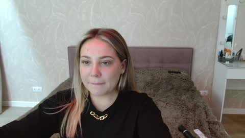 candymini online show from March 6, 2025, 3:13 pm