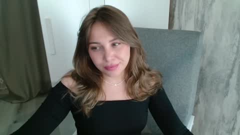 candymini online show from December 3, 2025, 8:45 am