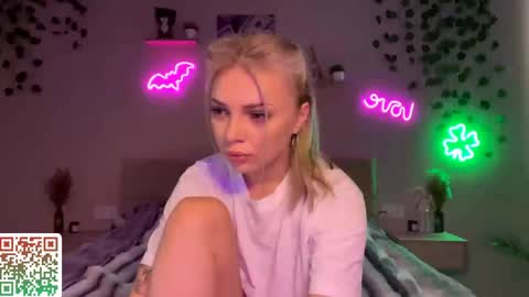 Candy online show from May 10, 2026, 6:18 am