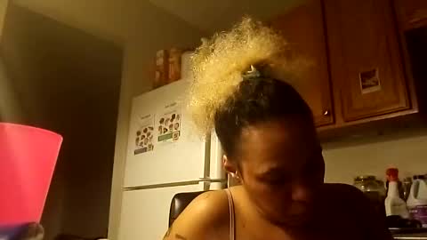 Snapshot of candyredxo2024 chatting on October 15, 2025, 12:55 am candyredxo2024 online show from October 15, 2025, 12:55 am