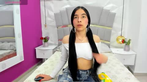 Snapshot of candysays_ chatting on January 13, 2026, 11:37 am Candy online show from January 13, 2026, 11:37 am