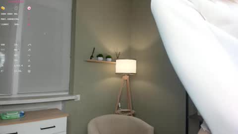 Kate online show from March 14, 2026, 3:17 pm