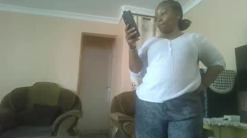 Snapshot of candyxlo chatting on April 7, 2026, 10:26 am candyXLO online show from April 7, 2026, 10:26 am