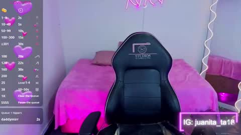 CANDYY online show from November 29, 2025, 11:57 am