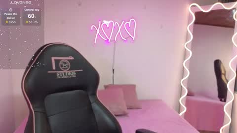 CANDYY online show from December 21, 2025, 11:39 am