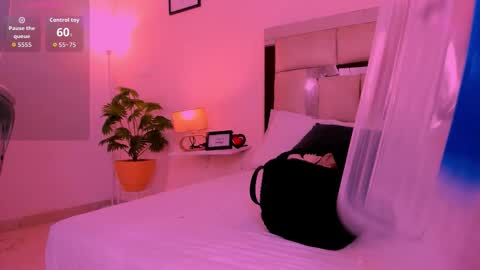 Candy online show from September 22, 2025, 7:16 pm