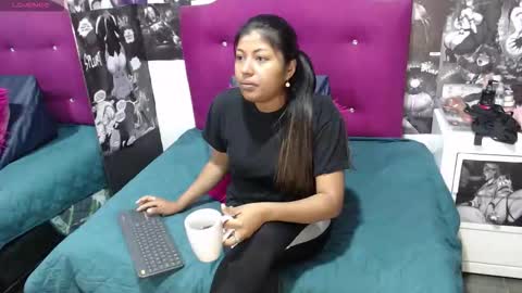 Snapshot of canela_a73 chatting on September 27, 2025, 12:32 pm Canela online show from September 27, 2025, 12:32 pm
