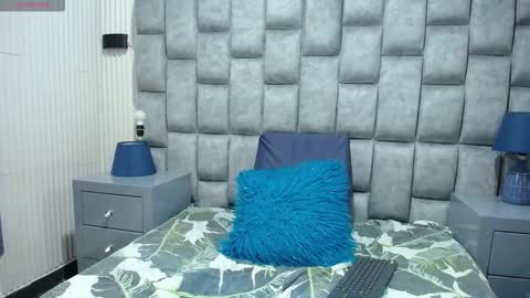 Snapshot of canela_a73 chatting on October 12, 2025, 6:18 pm Canela online show from October 12, 2025, 6:18 pm