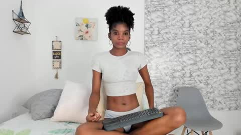 Canhela online show from October 26, 2025, 1:28 pm