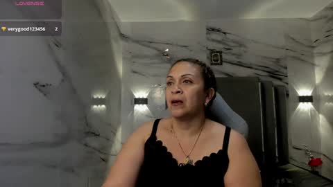 Snapshot of canndy_evanns chatting on December 10, 2024, 8:30 am Canndy Evanns online show from December 10, 2024, 8:30 am