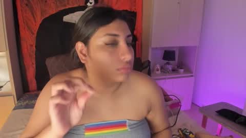 GABRIELA LOPEZ online show from November 2, 2025, 4:04 am