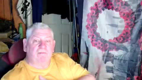 Snapshot of canoelicker69 chatting on April 18, 2026, 7:58 pm canoelicker69 online show from April 18, 2026, 7:58 pm