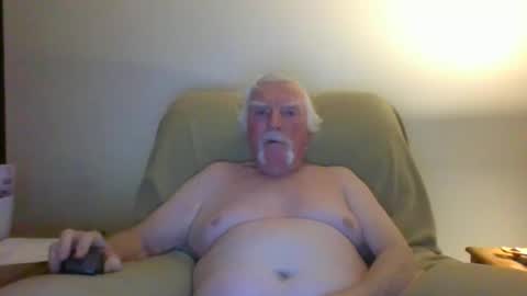 Snapshot of capecod21 chatting on January 21, 2025, 10:08 pm capecod21 online show from January 21, 2025, 10:08 pm