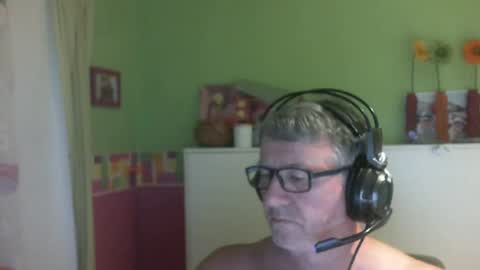capitaine1959 online show from July 14, 2026, 2:05 am