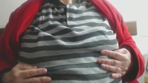 Snapshot of capitanfuturo44 chatting on December 5, 2024, 7:38 am Cinzia ex regina online show from December 5, 2024, 7:38 am