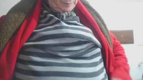 Snapshot of capitanfuturo44 chatting on February 20, 2025, 9:22 am Cinzia ex regina online show from February 20, 2025, 9:22 am