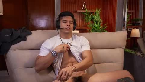 Snapshot of capizzi_ chatting on February 24, 2026, 2:04 pm David Capizzi online show from February 24, 2026, 2:04 pm