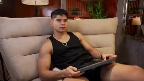 Snapshot of capizzi_ chatting on February 27, 2026, 3:39 am David Capizzi online show from February 27, 2026, 3:39 am