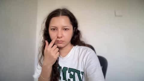 Emma online show from September 10, 2025, 7:08 am