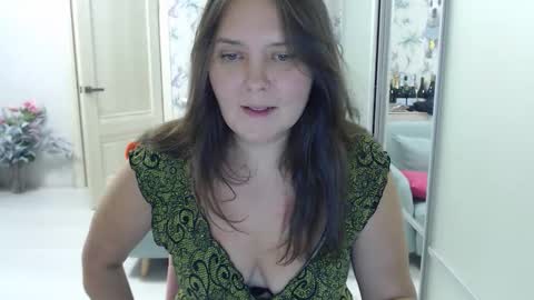 cappuchinno online show from December 5, 2025, 8:38 pm