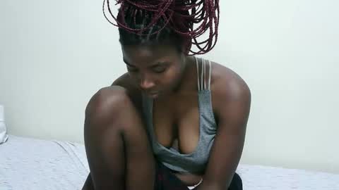 capril_sexy online show from March 19, 2026, 10:30 am