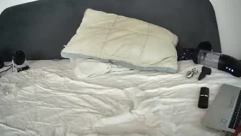 Snapshot of captain_fatcock chatting on February 25, 2025, 2:14 am captain_fatcock online show from February 25, 2025, 2:14 am