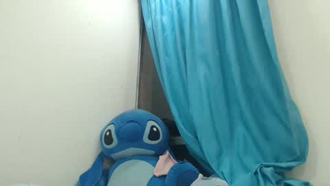 Snapshot of caramel_doll_ chatting on April 3, 2026, 1:47 am ing online show from April 3, 2026, 1:47 am