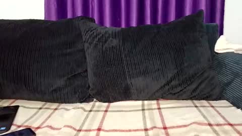 Snapshot of caramel_drip1 chatting on February 24, 2026, 3:59 am caramel_drip1 online show from February 24, 2026, 3:59 am