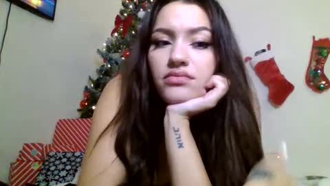 Snapshot of caramelmami26 chatting on December 25, 2024, 6:31 am caramelmami26 online show from December 25, 2024, 6:31 am