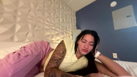 Snapshot of caramelmami26 chatting on May 30, 2026, 8:55 am caramelmami26 online show from May 30, 2026, 8:55 am